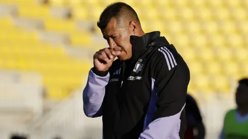 Jorge Almirón cuenta la verdad sobre su continuidad en Colo Colo.