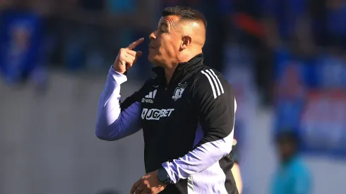 Jorge Almirón revela sorpresa en Colo Colo para los amistosos ante Real Valladolid.