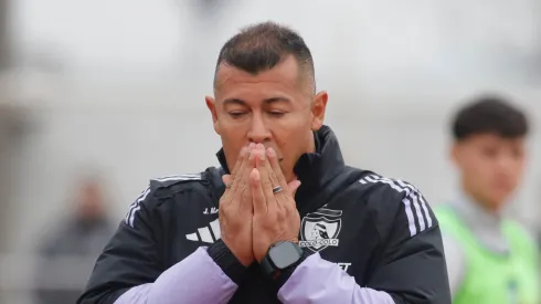 Colo Colo toma decisión respecto al futuro de Almirón.