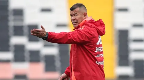 Jorge Almirón cambia el horario del entrenamiento de Colo Colo.