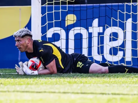 Hinchas de Peñarol maravillados con partido de Cortés en el clásico