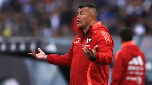 En medio de rumores: Así fue el entrenamiento de Jorge Almirón en Colo Colo.