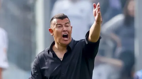 Aníbal Mosa revela cuándo se irá Jorge Almirón de Colo Colo.