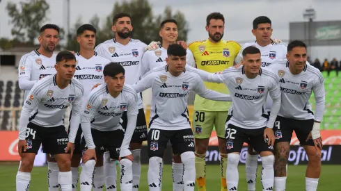 La sorpresiva formación que trabaja Colo Colo para el Superclásico.