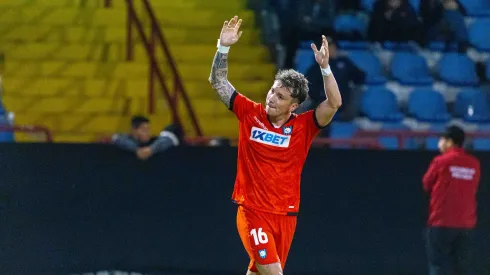 Arriagada termina su sequía y vuelve al gol tras varios meses.