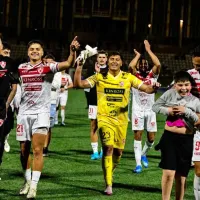 Pertenece a Colo Colo, es figura en su equipo, sueña con el ascenso, pero no piensa volver
