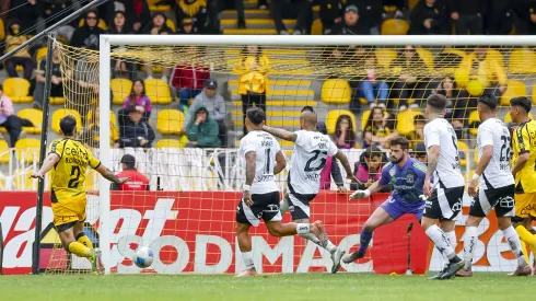 En vivo: Coquimbo sorprende a Colo Colo y abre el marcador.