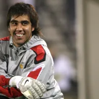 ¿Cómo? La historia tras el escondido gol de Claudio Bravo jugando por Colo Colo