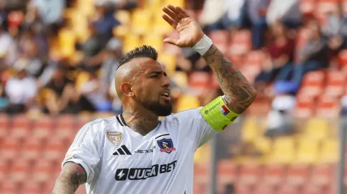 Arturo Vidal lamenta la ausencia de hinchas de Colo Colo en el partido ante Unión Española.