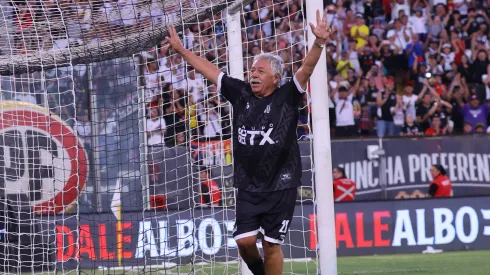 El lindo reconocimiento para Carlos Caszely a sus 75 años.