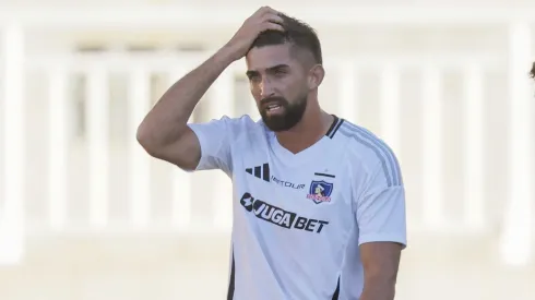 César Munder adelanta a Cobresal ante Colo Colo.