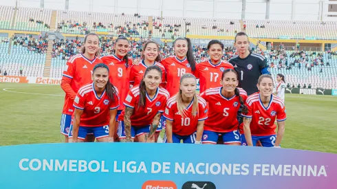 ¿Cuándo juegan Chile femenino vs Paraguay y quién transmite?