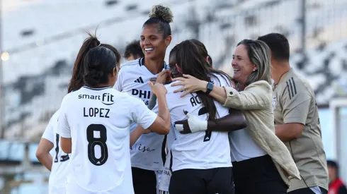 El equipo de Tatiele Silveira quiere coronar un año perfecto en el Campeonato Nacional.