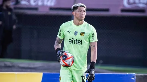 La sentida despedida de Brayan Cortés de Peñarol.