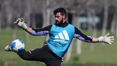 Los detalles de Colo Colo para ver refuerzo en la portería.