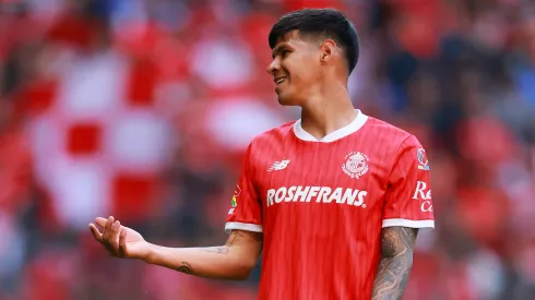 Desde México advierten a Colo Colo por el fichaje de Robert Morales.