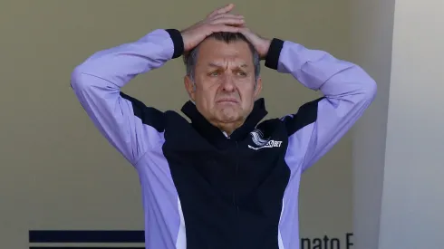 Radio ADN avisa que jugador de Colo Colo entrará en rebeldía.