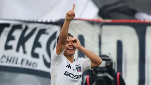 Oficial: Vicente Pizarro deja Colo Colo y es presentado en Rosario Central.