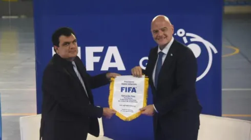 Gianni Infantino nuevamente está de visita en Guatemala (Prensa Libre)