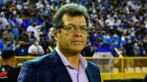 Hugo Pérez confirmó a un nuevo nacionalizado para la Selección de El Salvador (Foto: Concacaf)
