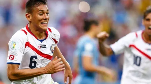 El defensor espera recuperar su puesto en la zaga costarricense para la Copa Mundial