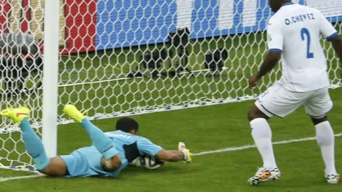 El portero Noel Valladares esperó cuatro años para ver batido su registro