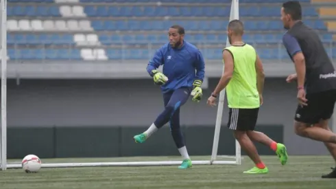 Los académicos estrenarán a un par de piezas extranjeras para este torneo