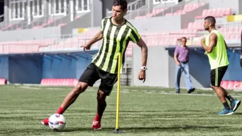 Pimentel debutaría el sábado con su club en un cuadrangular amistoso