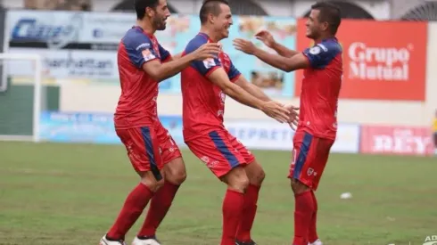 Álvaro Saborío regresó a la Primera División y anotó el tanto 97 de su carrera, ahora en San Carlos