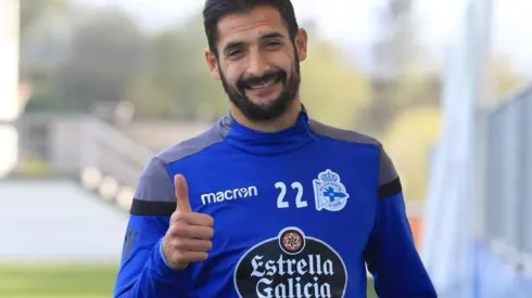 El mediocampista costarricense fue elogiado por el directivo del club gallego