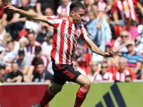 Bryan Oviedo debutó y dio una lujosa asistencia