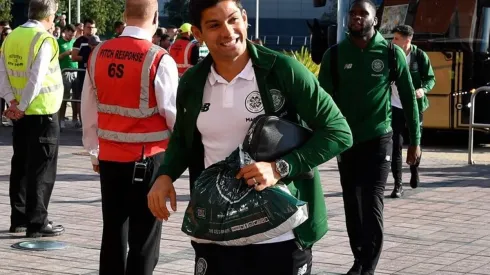 El costarricense observó desde la tribuna el debut de su club en la liga escocesa