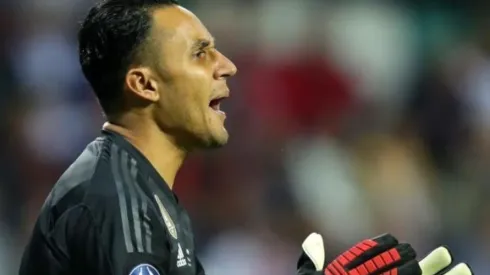 El portero costarricense estaría a la espera de la decisión de Lopetegui