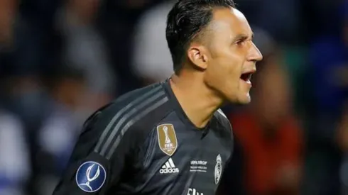 El costarricense sabe que en cualquier momento será relegado al banquillo merengue