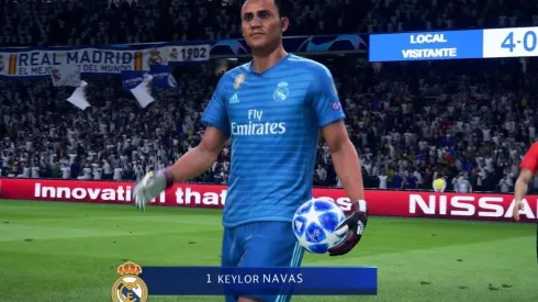 El portero costarricense, por motivo de valoraciones, aparece como suplente en el Real Madrid