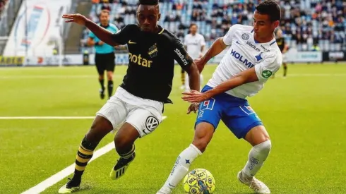 El lateral se destacó en la victoria sobre el líder AIK de Estocolmo tras la Fecha FIFA