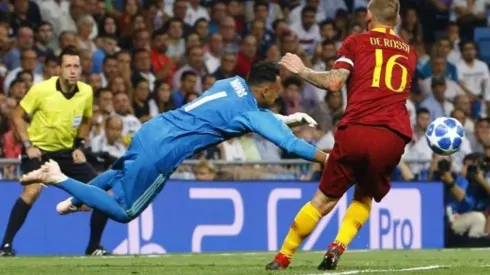 Navas mantuvo su arco imbatido ante los romanos para ingresar a la historia merengue