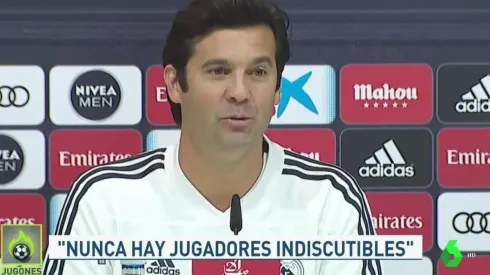 El estratega continuó los pasos de Lopetegui en guardarse al titular hasta último momento