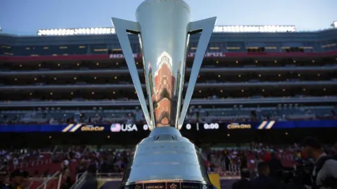El trofeo de la Copa Oro, que dará inicio el 15 de junio de este año (Foto: Twitter).