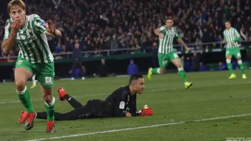 Keylor cedió un tanto pero Madrid se impuso en Sevilla tras el pecado de la alineación