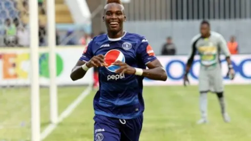 Hoy o mañana firma Rubilio