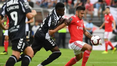 Wesly Decas firma con franquicia grande de Estados Unidos