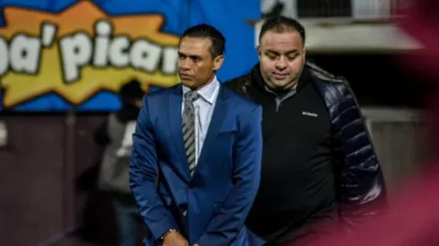 "Aún si queda eliminado, Walter Centeno debe seguir en Saprissa"