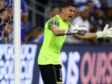 Enorme gesto de fair play de Henry Hernández con Bryan Gil, quien le anotó 4 goles