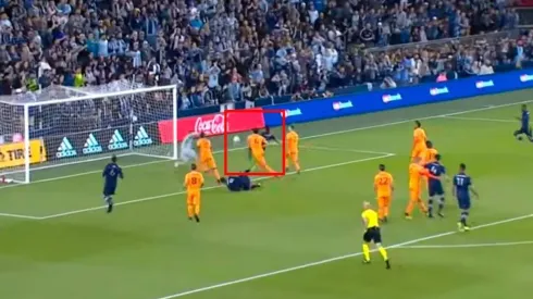 Gol de Roger Espinoza en la victoria por 4-0 de Kansas City en la MLS