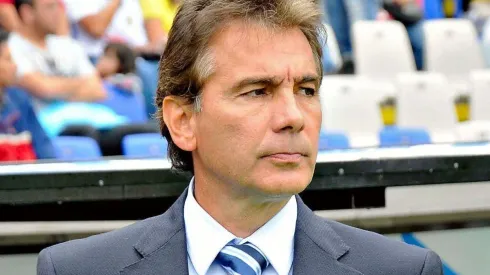 Carlos De los Cobos, entrenador de El Salvador