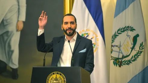 Nayib sigue luchando duro contra la expansión del coronavirus.