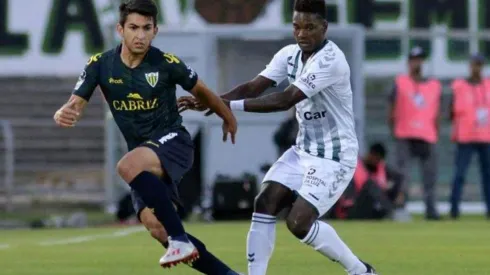 Legionario hondureño sueña con llegar a la primera división de España en el próximo mercado