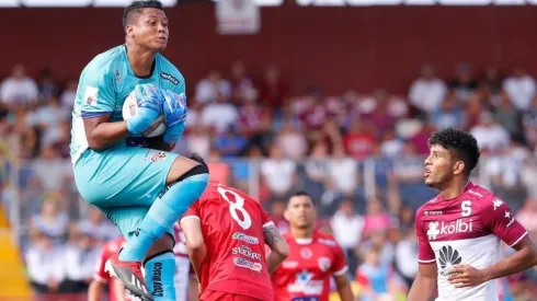 El arquero llegó a superar los 100 kilos al jugar para el Saprissa.
