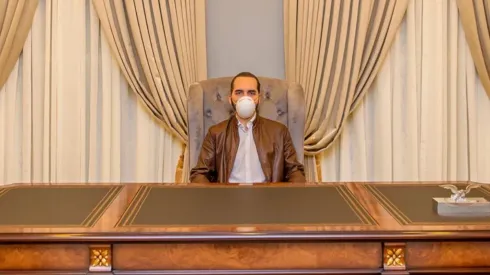 Bukele: "Los rumores de mi rapto por parte de extraterrestres son infundados"